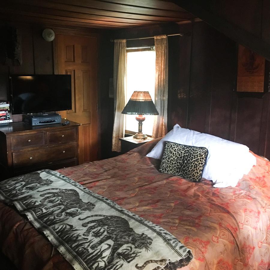Stinson Beach Redwoods Haus Bed and Breakfast Buitenkant foto
